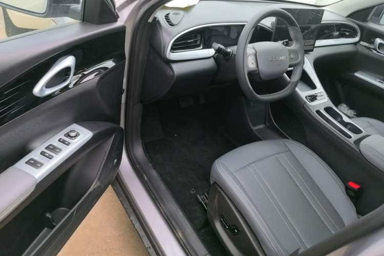 Used Geely Galaxy Geome 2026 Model 310km Dream Edition Driver Seat
