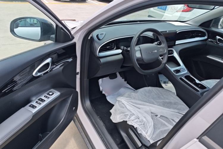 Used Geely Galaxy Geome 2026 Model 310km Youth Edition Driver Seat
