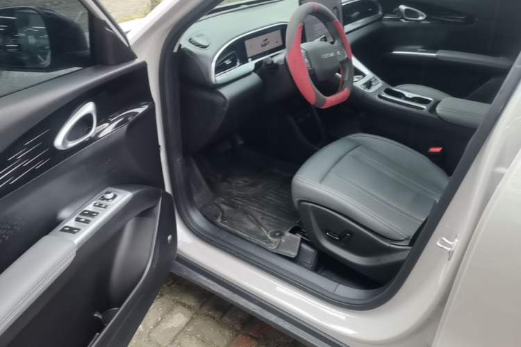 Used Geely Galaxy Geome 2026 Model 410km Exploration Edition Driver Seat