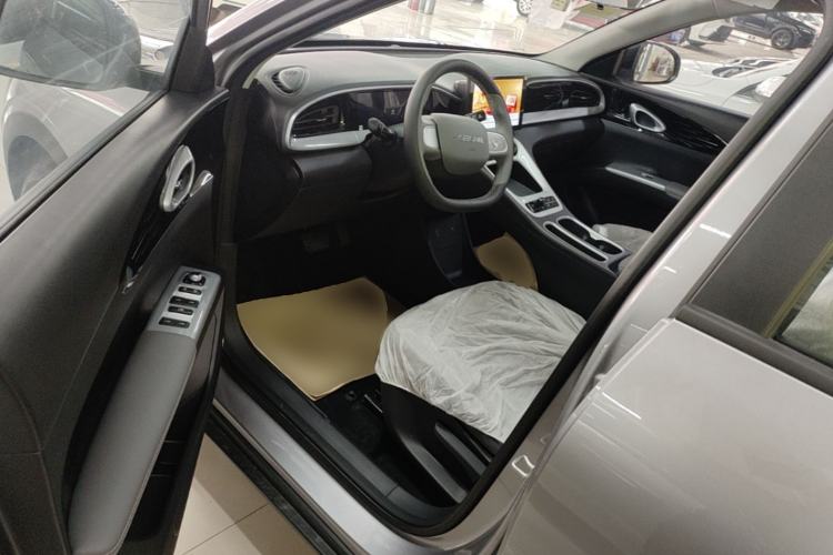 Used Geely Galaxy Geome 2026 Model 310km Youth Edition Driver Seat