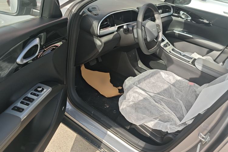 Used Geely Galaxy Geome 2026 Model 310km Youth Edition Driver Seat