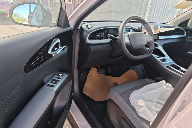 Used Geely Galaxy Geome 2026 Model 310km Youth Edition Driver Seat