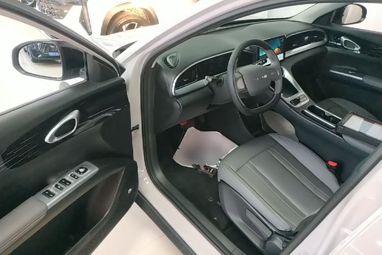 Used Geely Galaxy Geome 2026 Model 310km Youth Edition Driver Seat