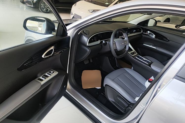 Used Geely Galaxy Geome 2026 Model 310km Youth Edition Driver Seat