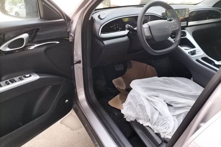 Used Geely Galaxy Geome 2026 Model 310km Youth Edition Driver Seat