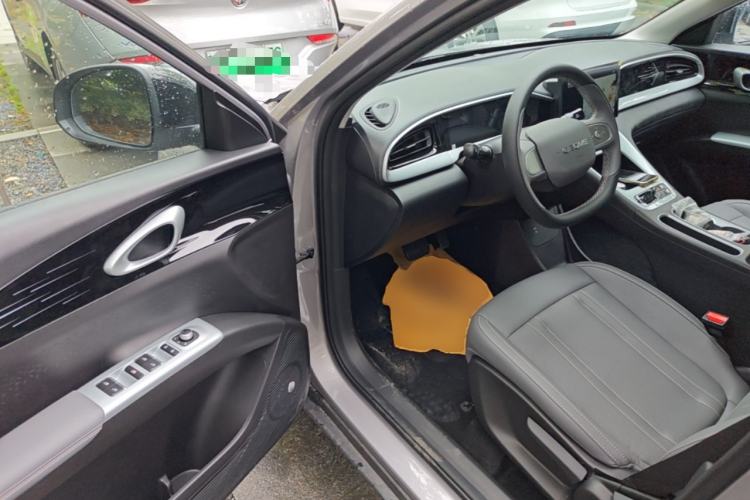 Used Geely Galaxy Geome 2026 Model 310km Youth Edition Driver Seat
