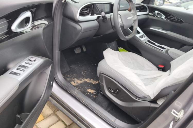 Used Geely Galaxy Geome 2026 Model 310km Dream Edition Driver Seat