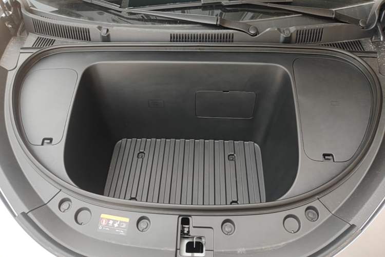 Used Geely Galaxy Geome 2026 Model 310km Dream Edition Engine Bay