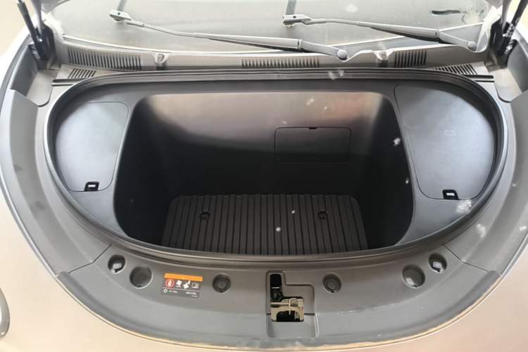 Used Geely Galaxy Geome 2026 Model 310km Dream Edition Engine Bay