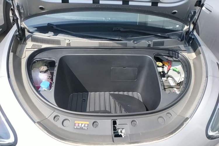Used Geely Galaxy Geome 2026 Model 310km Youth Edition Engine Bay
