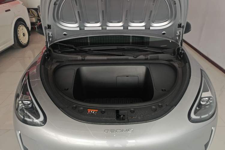 Used Geely Galaxy Geome 2026 Model 310km Dream Edition Engine Bay
