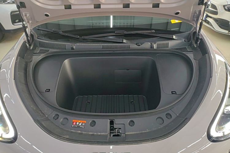 Used Geely Galaxy Geome 2026 Model 410km Freedom Edition Engine Bay