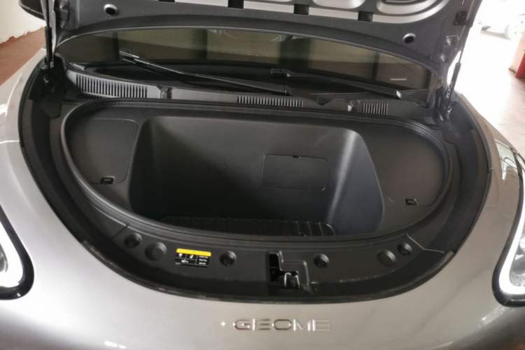 Used Geely Galaxy Geome 2026 Model 310km Youth Edition Engine Bay