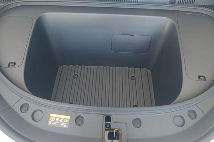 Used Geely Galaxy Geome 2026 Model 310km Dream Edition Engine Bay