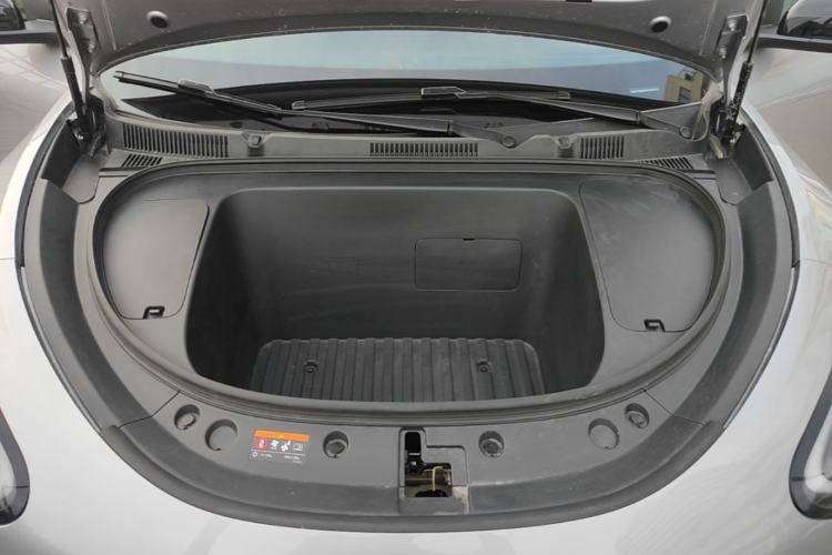 Used Geely Galaxy Geome 2026 Model 410km Freedom Edition Engine Bay