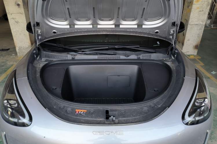 Used Geely Galaxy Geome 2026 Model 310km Dream Edition Engine Bay