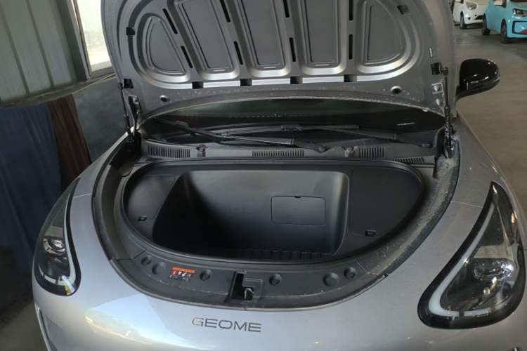 Used Geely Galaxy Geome 2026 Model 310km Dream Edition Engine Bay