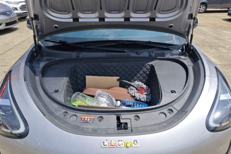 Used Geely Galaxy Geome 2026 Model 410km Freedom Edition Engine Bay