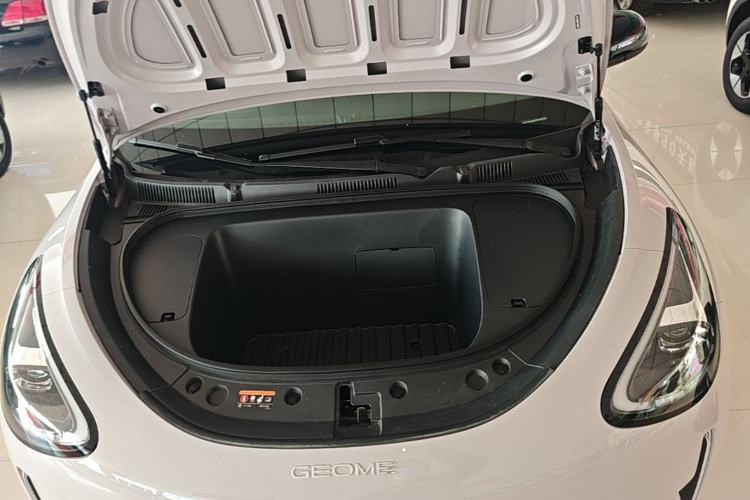 Used Geely Galaxy Geome 2026 Model 310km Dream Edition Engine Bay