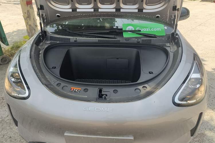 Used Geely Galaxy Geome 2026 Model 310km Youth Edition Engine Bay