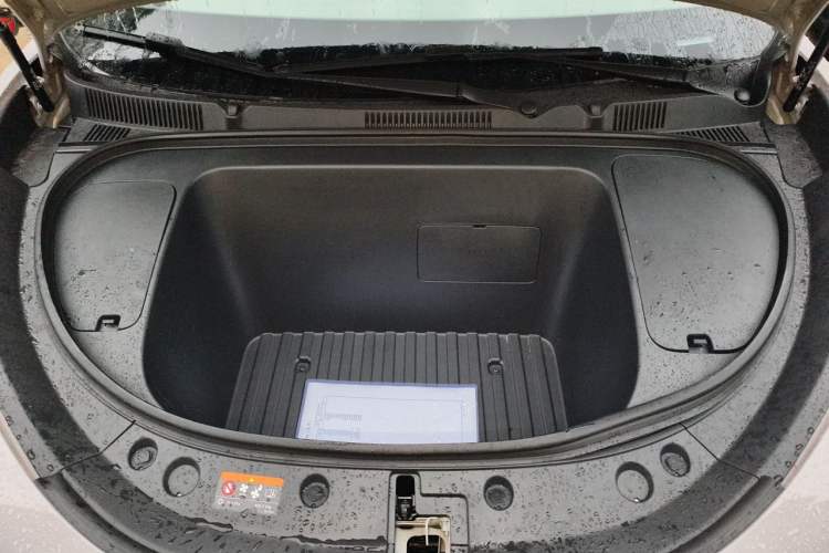 Used Geely Galaxy Geome 2026 410km Wind-Riding Edition Engine Bay