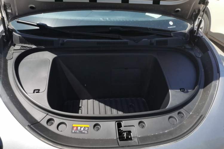 Used Geely Galaxy Geome 2026 Model 310km Youth Edition Engine Bay