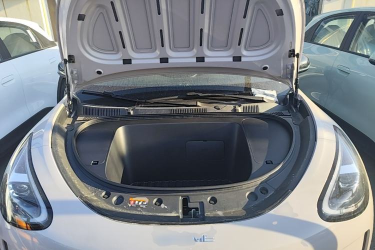Used Geely Galaxy Geome 2026 Model 410km Freedom Edition Engine Bay