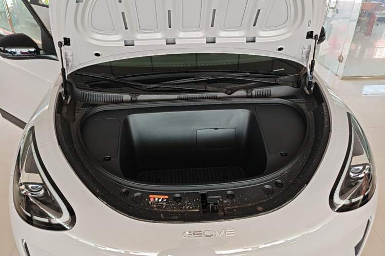 Used Geely Galaxy Geome 2026 Model 310km Dream Edition Engine Bay
