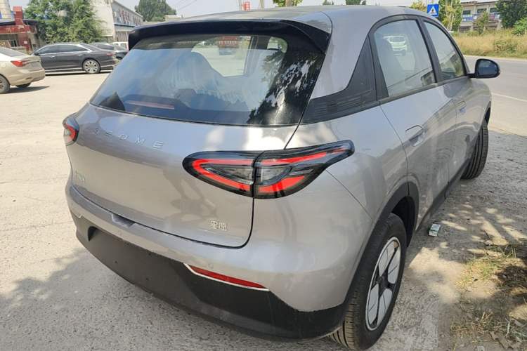 Used Geely Galaxy Geome 2026 Model 310km Youth Edition Exterior 3