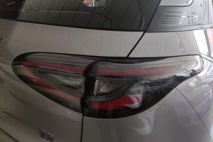 Used Geely Galaxy Geome 2026 Model 310km Youth Edition Exterior 3