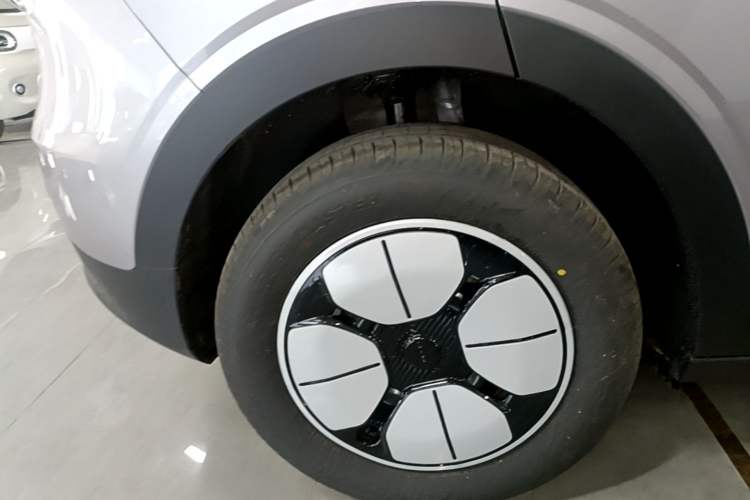 Used Geely Galaxy Geome 2026 Model 310km Youth Edition Exterior 5