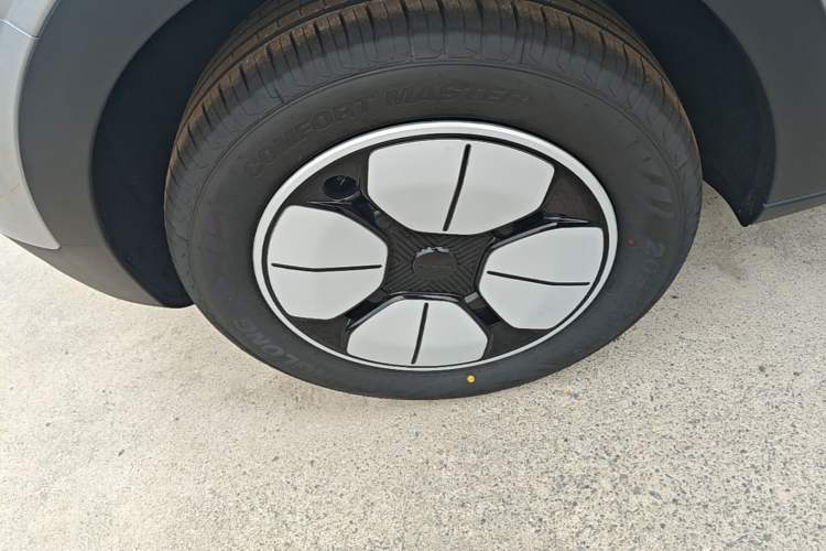 Used Geely Galaxy Geome 2026 310km Aspiration Edition Exterior 5