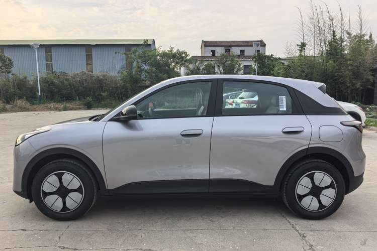 Used Geely Galaxy Geome 2026 Model 310km Youth Edition Exterior 7