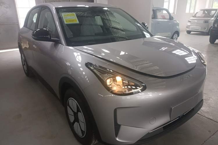 Used Geely Galaxy Geome 2026 Model 310km Youth Edition Front Right 45 Deg