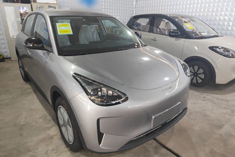 Used Geely Galaxy Geome 2026 Model 310km Youth Edition Front Right 45 Deg
