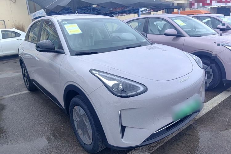 Used Geely Galaxy Geome 2026 310km Wind-Riding Edition Front Right 45 Deg