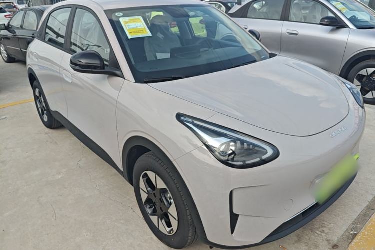 Used Geely Galaxy Geome 2026 Model 410km Freedom Edition Front Right 45 Deg