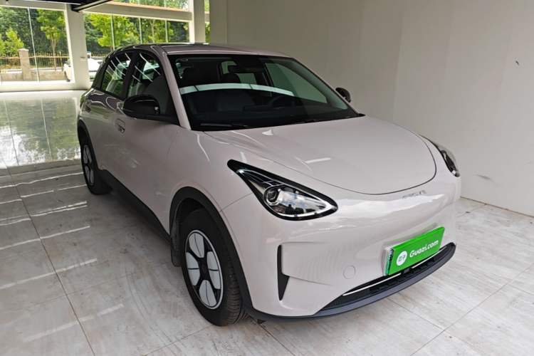 Used Geely Galaxy Geome 2026 Model 310km Youth Edition Front Right 45 Deg