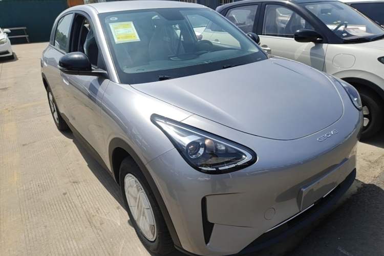 Used Geely Galaxy Geome 2026 Model 310km Youth Edition Front Right 45 Deg