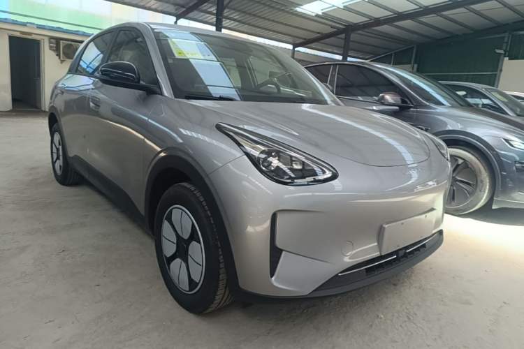 Used Geely Galaxy Geome 2026 Model 310km Youth Edition Front Right 45 Deg