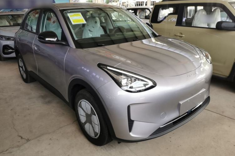 Used Geely Galaxy Geome 2026 Model 310km Youth Edition Front Right 45 Deg
