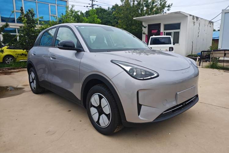 Used Geely Galaxy Geome 2026 Model 310km Youth Edition Front Right 45 Deg