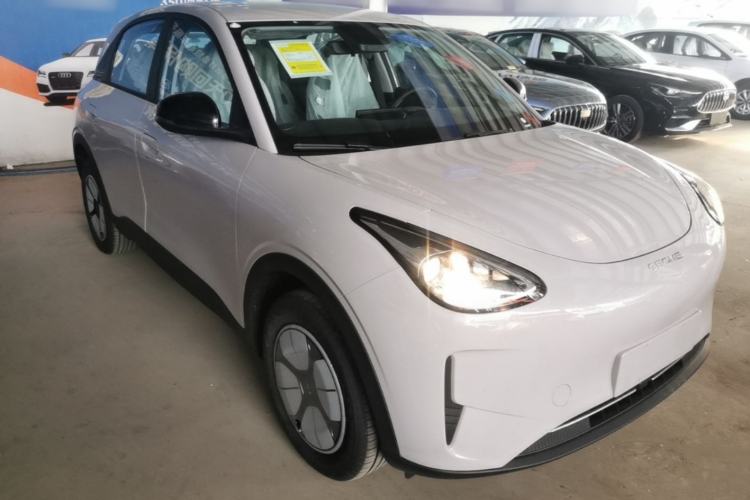 Used Geely Galaxy Geome 2026 Model 310km Youth Edition Front Right 45 Deg