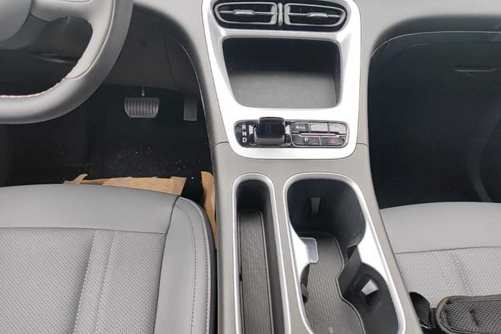 Used Geely Galaxy Geome 2026 Model 310km Youth Edition Gear Lever