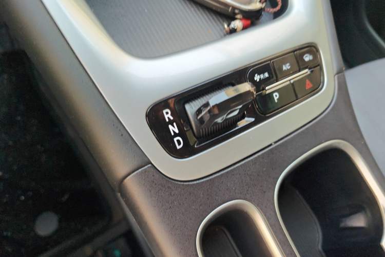 Used Geely Galaxy Geome 2026 Model 310km Dream Edition Gear Lever