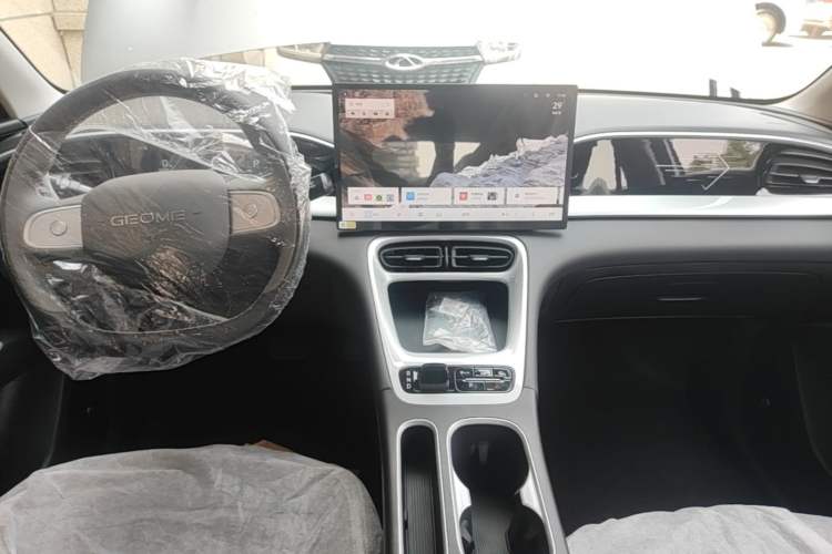 Used Geely Galaxy Geome 2026 Model 310km Dream Edition Gear Lever