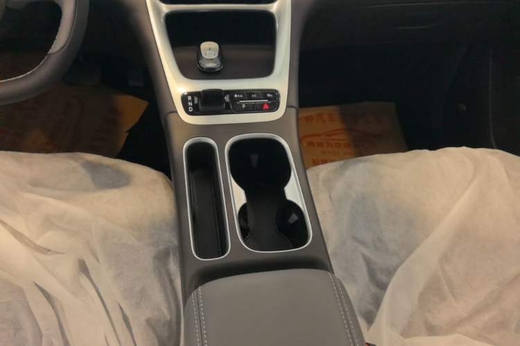 Used Geely Galaxy Geome 2026 Model 310km Dream Edition Gear Lever