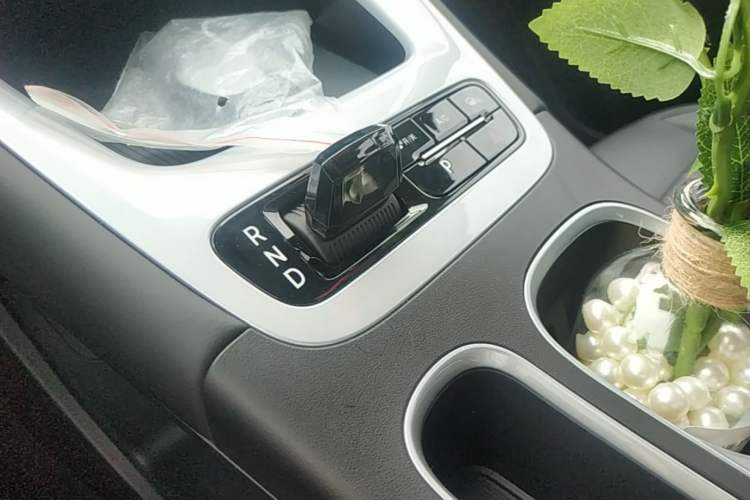 Used Geely Galaxy Geome 2026 Model 310km Dream Edition Gear Lever
