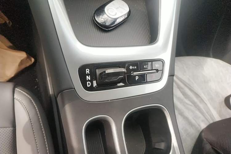 Used Geely Galaxy Geome 2026 Model 310km Dream Edition Gear Lever