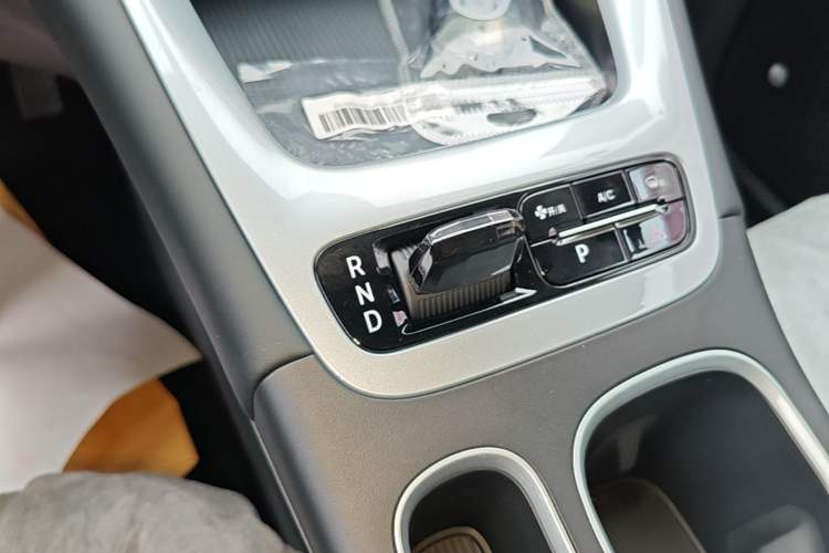 Used Geely Galaxy Geome 2026 Model 310km Dream Edition Gear Lever